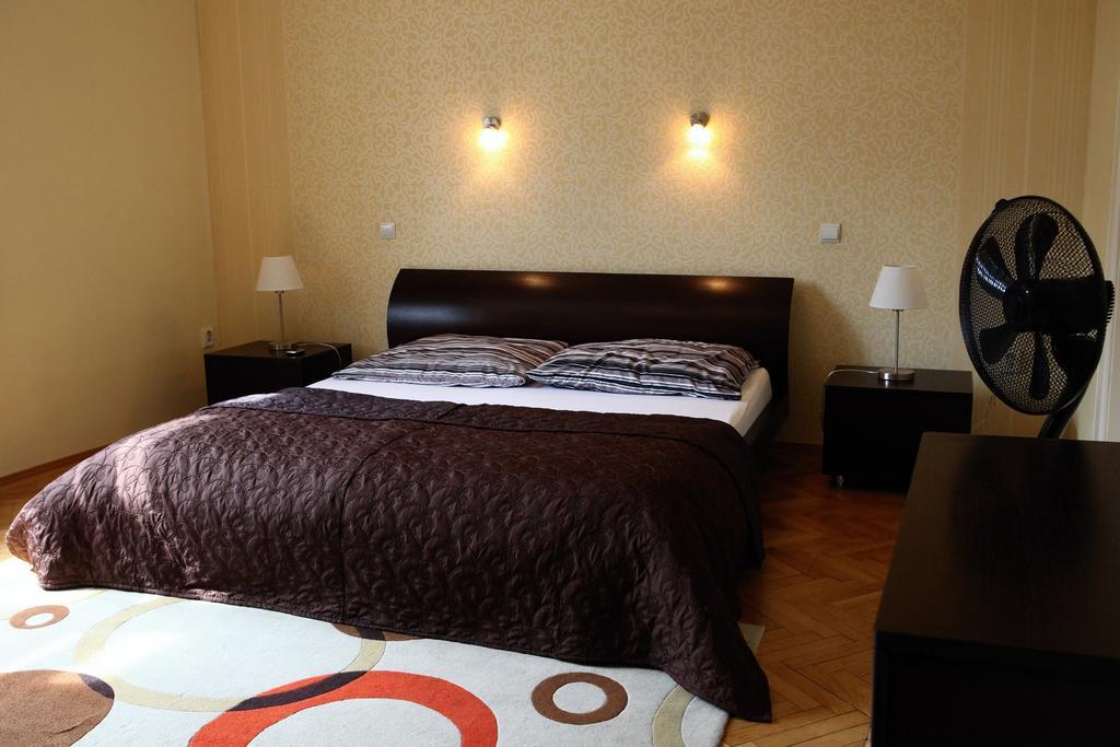Apartman Moyzesova โกชิเซ ภายนอก รูปภาพ