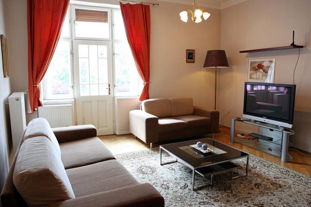 Apartman Moyzesova โกชิเซ ภายนอก รูปภาพ